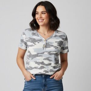 Women’s Small White and Ice Blue Camo Blouse​